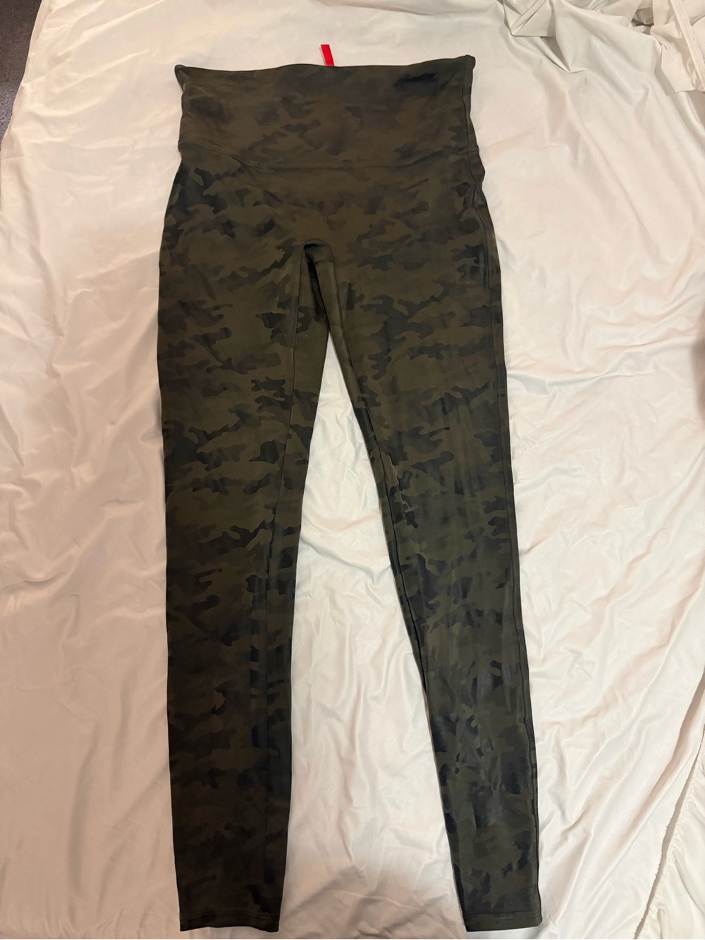 SPANX Kids High-Waist Camo Leggings - Olive Green
